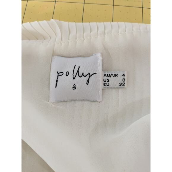Polly Pleated Crop Top Cream Size 0 - Picture 3 of 5